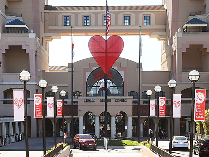 Huntington Hospital: New and Returning Board Members