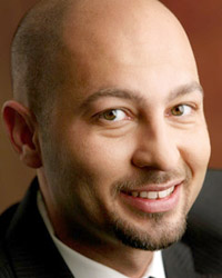 Arbi Ohanian headshot