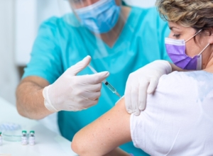 Huntington Hospital to Host Free Flu Shot Clinics