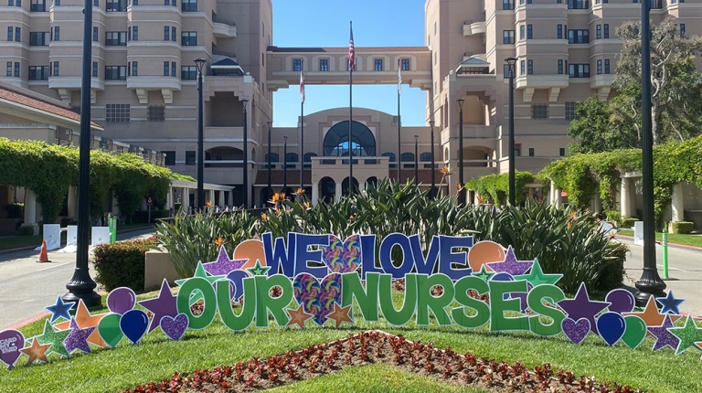 Entrance of Huntington Hospital with a sign "We love our nurses"