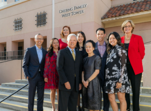 Andrew and Peggy Cherng make $25 million gift to Huntington Hospital