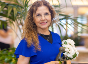 Congratulations to DAISY Award winner, Laura Salazar RN