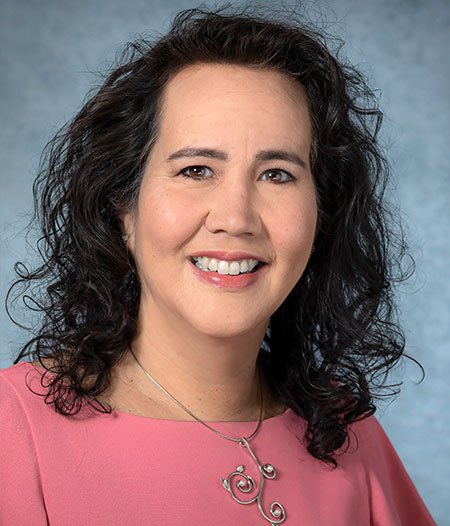 Headshot: Ramona Kyaw, MD